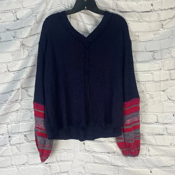 Free People V neck ribbed long sleeve. Size XS - Picture 5 of 5